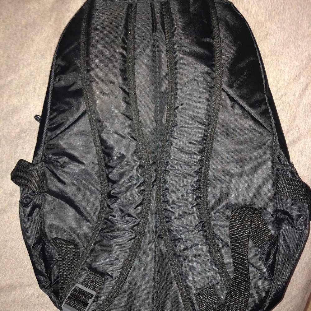 backpack - Picture 5 of 5